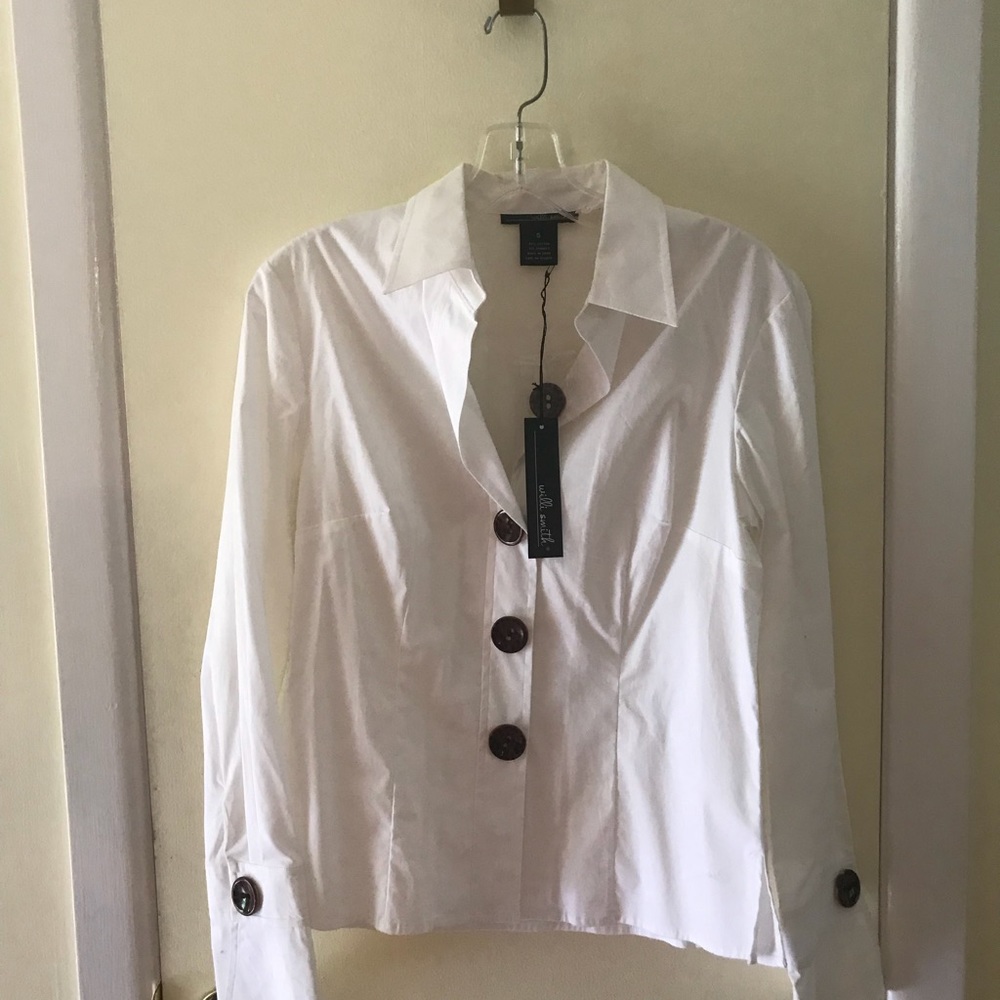 NWT  Willi Smith white cotton/ spandex blouse